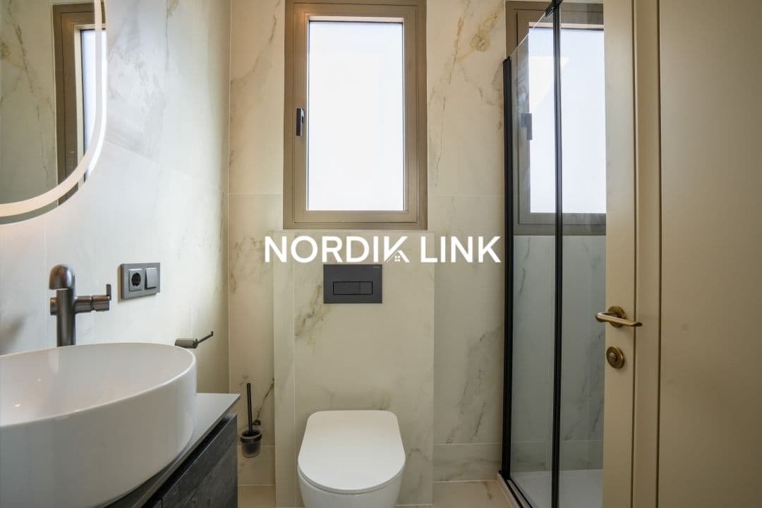 Penthouse de 4 chambres à louer à Barcelone ville - 8 950 € (Ref: 9741426)