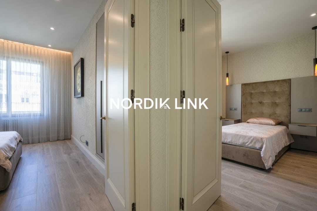 Penthouse de 4 chambres à louer à Barcelone ville - 8 950 € (Ref: 9741426)