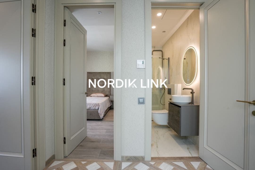 Penthouse de 4 chambres à louer à Barcelone ville - 8 950 € (Ref: 9741426)