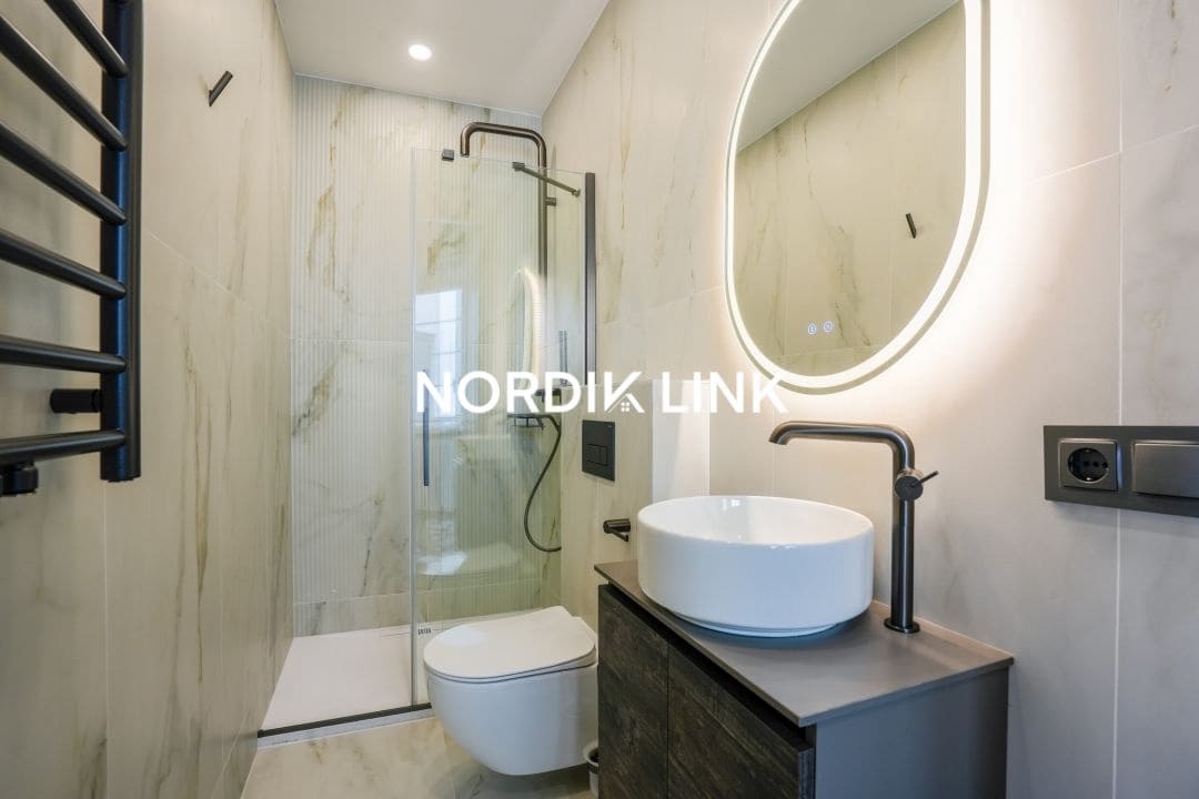 Penthouse de 4 chambres à louer à Barcelone ville - 8 950 € (Ref: 9741426)