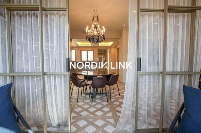 Penthouse de 4 chambres à louer à La Dreta de L'Eixample, Barcelone ville - 8 950 € (Ref: 9741426)