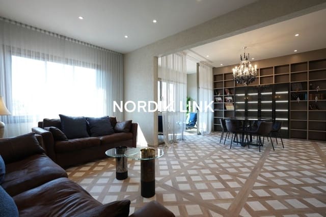 Penthouse de 4 chambres à louer à La Dreta de L'Eixample, Barcelone ville - 8 950 € (Ref: 9741426)