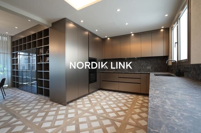 4 bedroom Penthouse for rent in La Dreta de L'Eixample, Barcelona city - € 8,950 (Ref: 9741426)