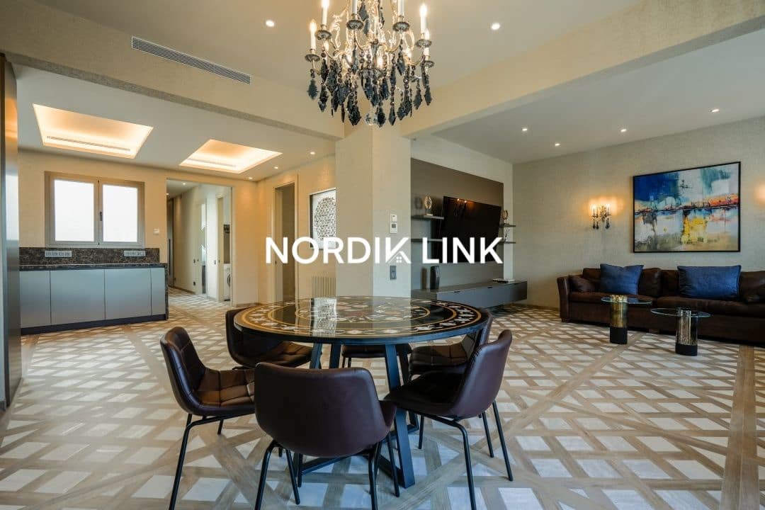 Penthouse de 4 chambres à louer à Barcelone ville - 8 950 € (Ref: 9741426)