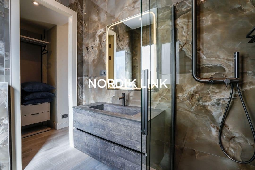 Penthouse de 4 chambres à louer à Barcelone ville - 8 950 € (Ref: 9741426)