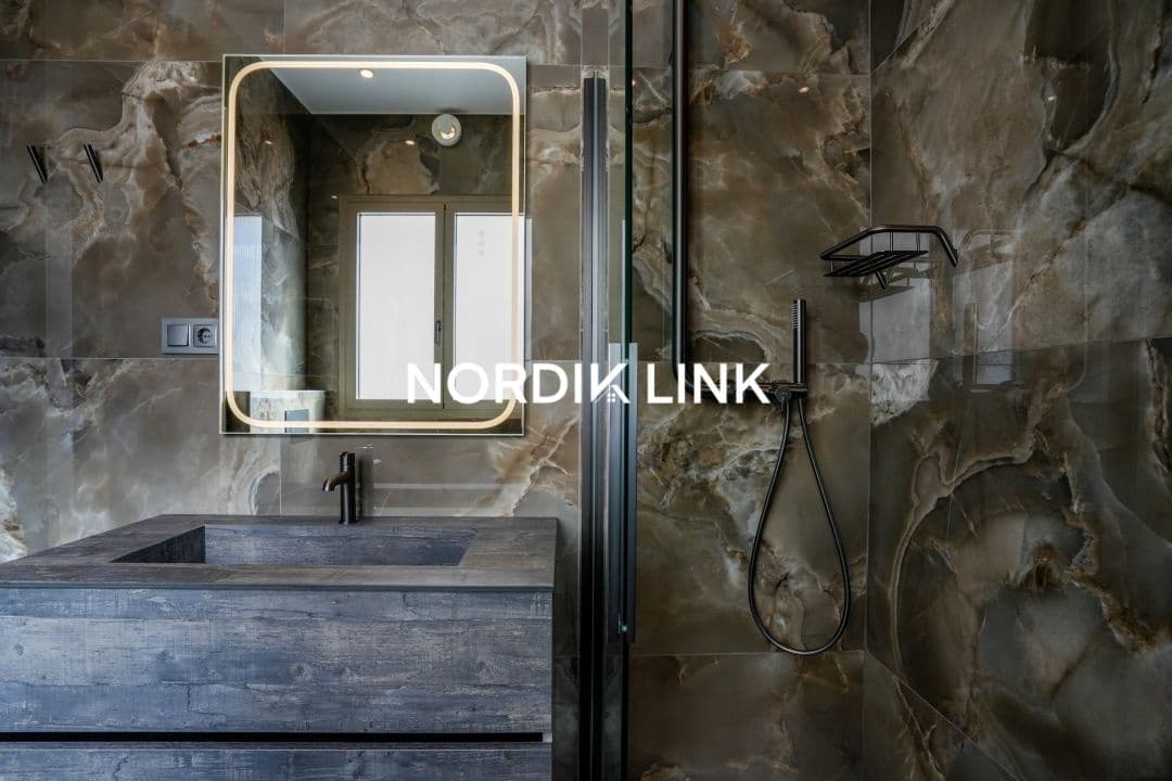 Penthouse de 4 chambres à louer à Barcelone ville - 8 950 € (Ref: 9741426)