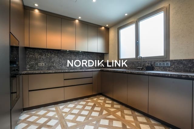 4 bedroom Penthouse for rent in La Dreta de L'Eixample, Barcelona city - € 8,950 (Ref: 9741426)