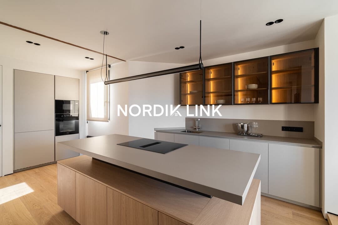 Ático de 4 habitaciones en Barcelona ciudad en venta - 2.500.000 € (Ref: 9795634)