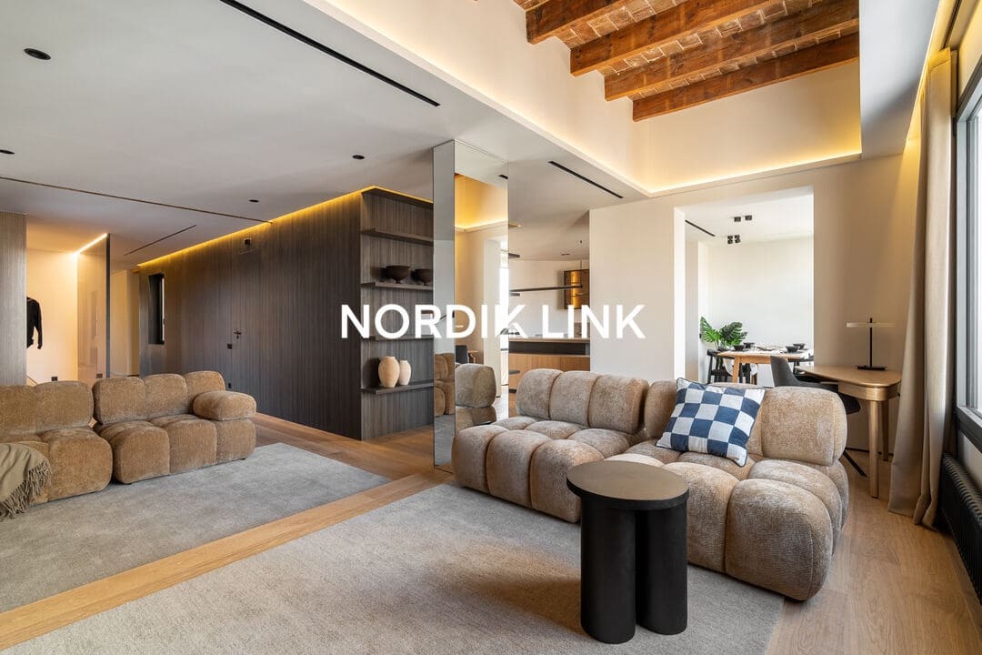 Ático de 4 habitaciones en Barcelona ciudad en venta - 2.500.000 € (Ref: 9795634)