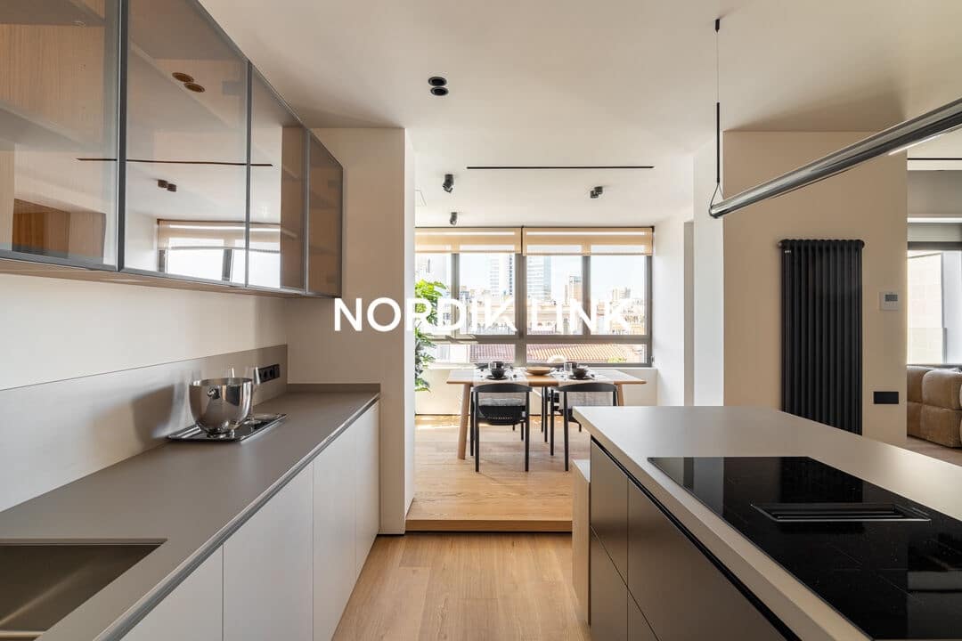 Ático de 4 habitaciones en Barcelona ciudad en venta - 2.500.000 € (Ref: 9795634)