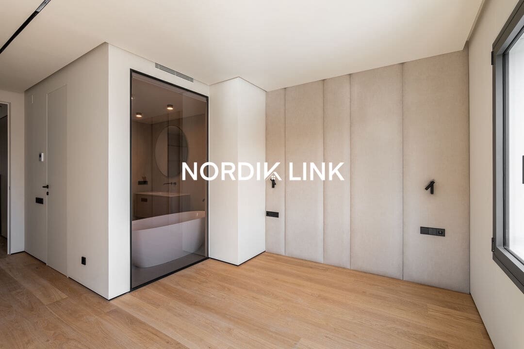 Ático de 4 habitaciones en Barcelona ciudad en venta - 2.500.000 € (Ref: 9795634)