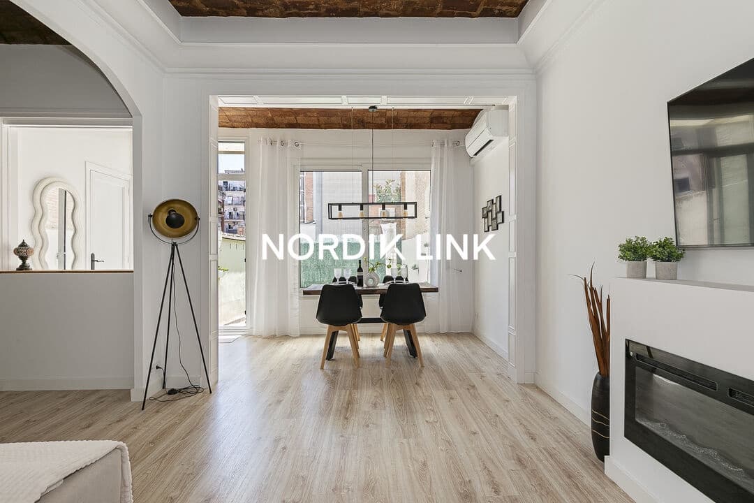 3 soverom Leilighet til salgs i Barcelona by - € 689 000 (Ref: 9805857)