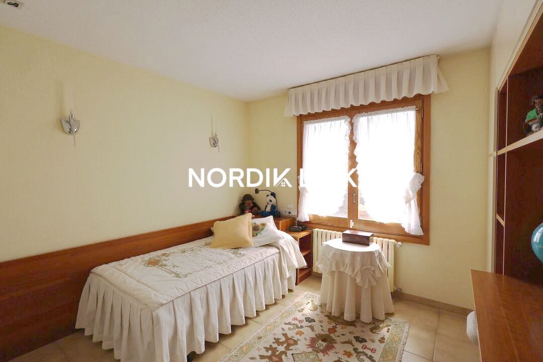 5 bedroom Townhouse for sale in La Seu d'Urgell with pool - € 2,600,000 (Ref: 9806715)