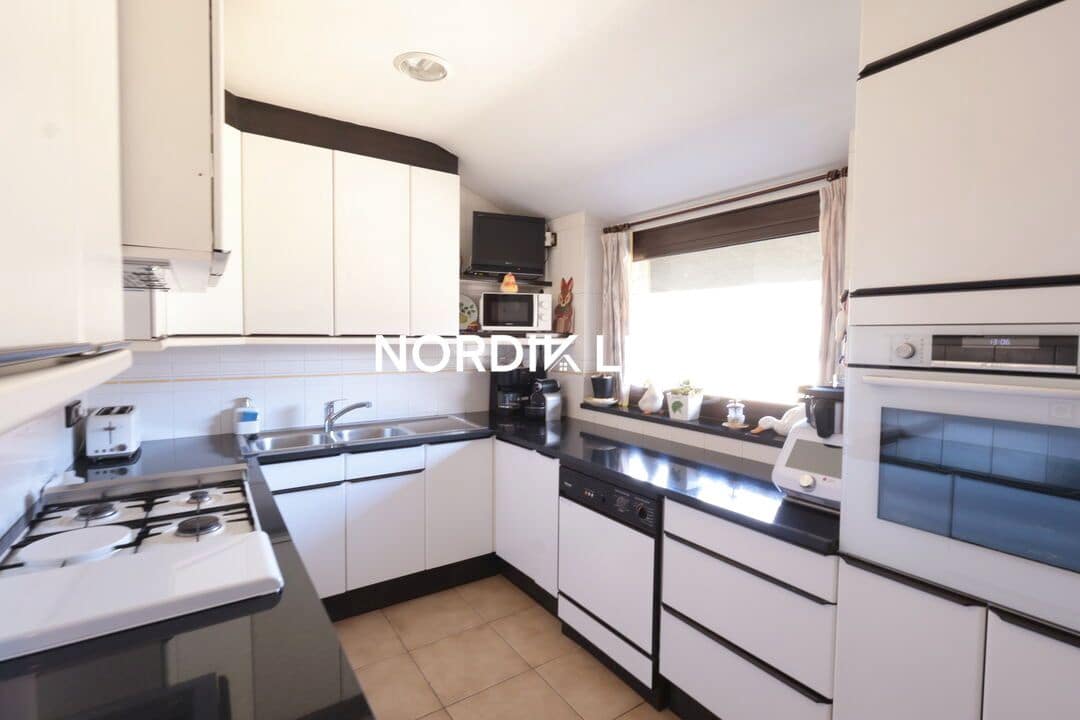 5 bedroom Townhouse for sale in La Seu d'Urgell with pool - € 2,600,000 (Ref: 9806715)