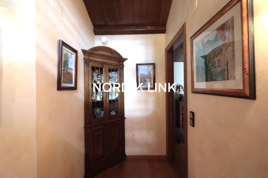 5 bedroom Townhouse for sale in La Seu d'Urgell with pool - € 2,600,000 (Ref: 9806715)