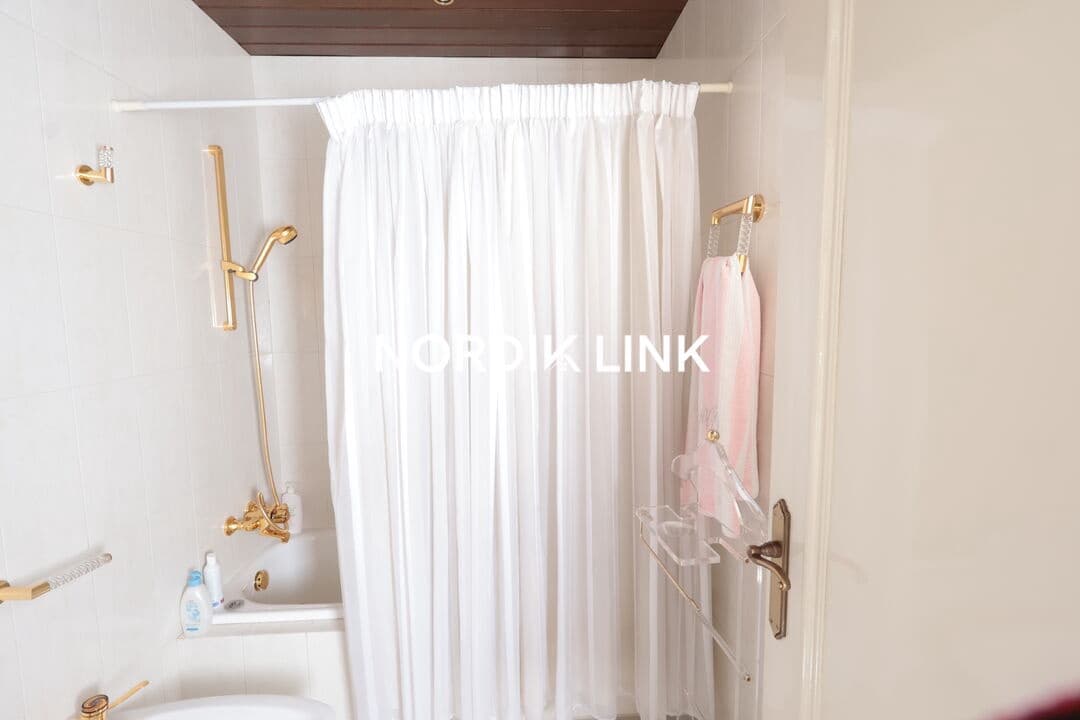 5 bedroom Townhouse for sale in La Seu d'Urgell with pool - € 2,600,000 (Ref: 9806715)