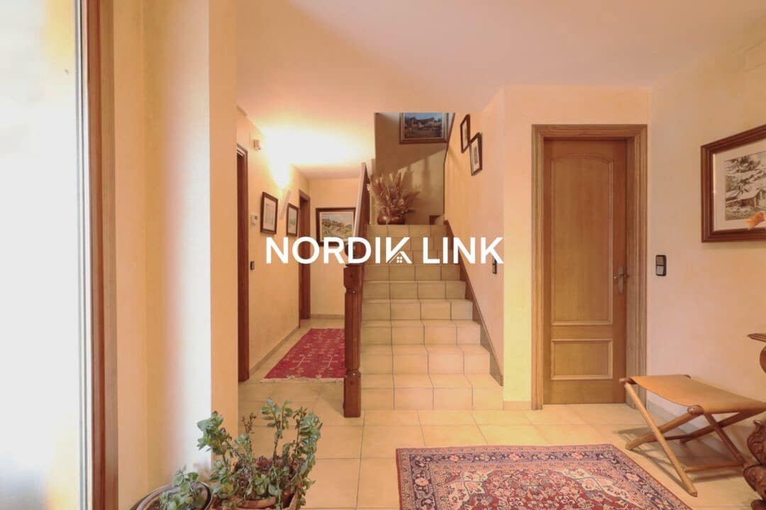 5 bedroom Townhouse for sale in La Seu d'Urgell with pool - € 2,600,000 (Ref: 9806715)