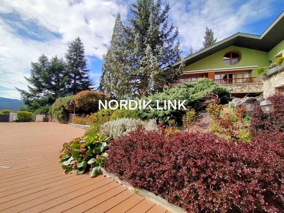 5 bedroom Townhouse for sale in La Seu d'Urgell with pool - € 2,600,000 (Ref: 9806715)