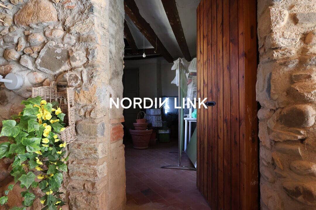 5 bedroom Townhouse for sale in La Seu d'Urgell with pool - € 2,180,000 (Ref: 9806715)
