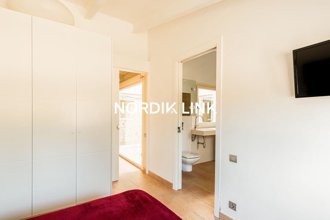 4 bedroom Townhouse for sale in Miravet with pool - € 1,464,000 (Ref: 9914947)