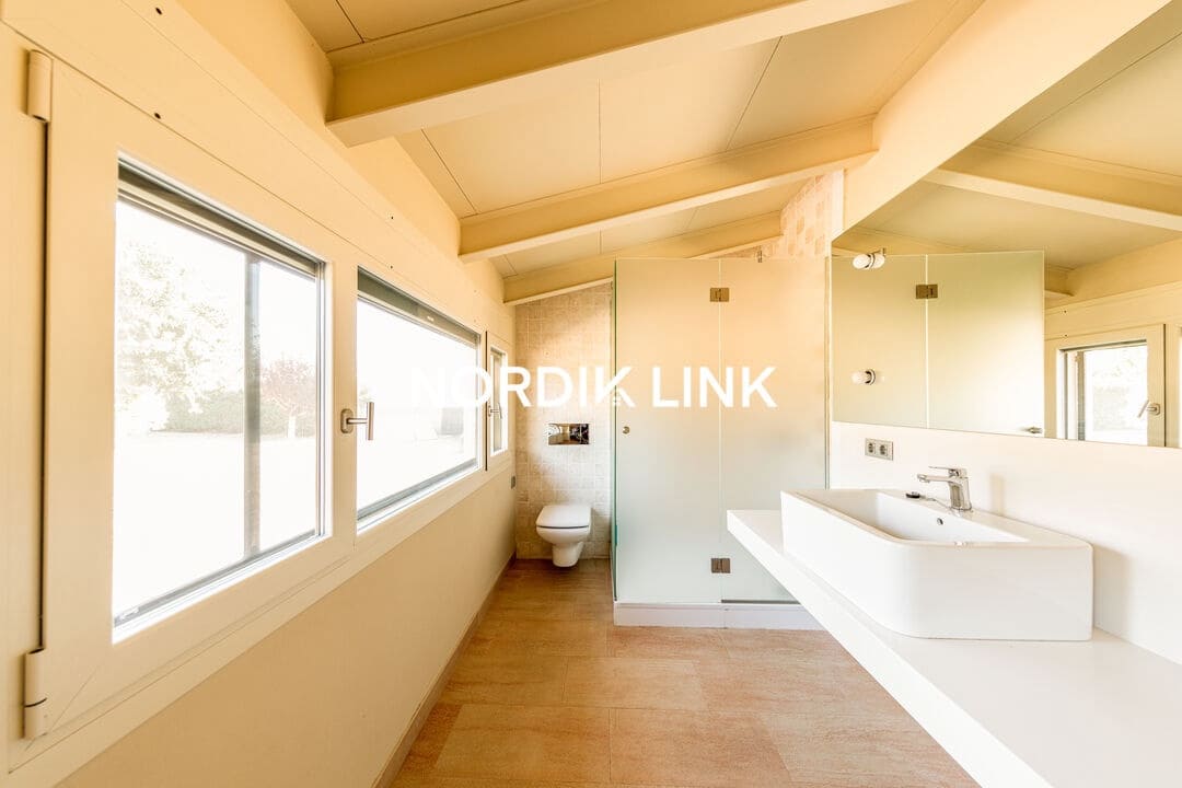 4 bedroom Townhouse for sale in Miravet with pool - € 1,464,000 (Ref: 9914947)