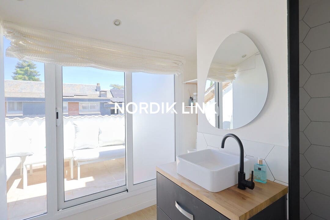 3 bedroom Semi-detached Villa for sale in Sant Cugat del Valles with pool garage - € 1,240,000 (Ref: 9919015)