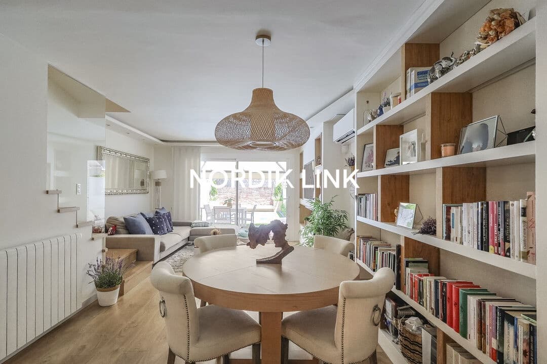 3 bedroom Semi-detached Villa for sale in Sant Cugat del Valles with pool garage - € 1,240,000 (Ref: 9919015)