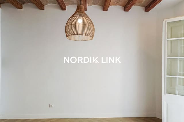 2 makuuhuone Asunto myytävänä paikassa La Vila de Gràcia, Barcelona kaupunki - 575 000 € (Ref: 9921410)