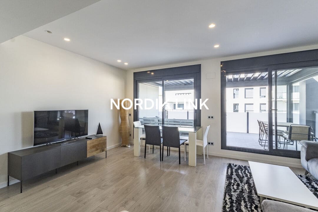 3 soveværelse Penthouse til salg i Barcelona by med garage - € 850.000 (Ref: 9928495)