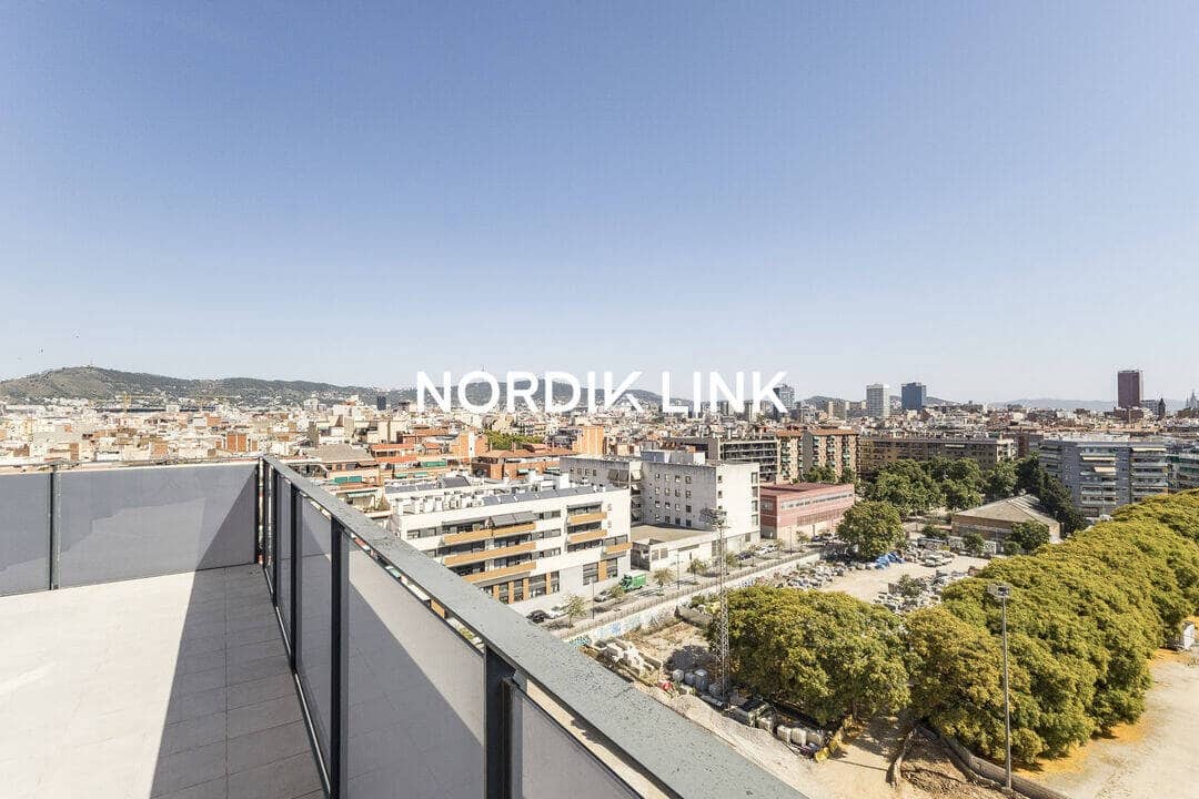 3 soveværelse Penthouse til salg i Barcelona by med garage - € 850.000 (Ref: 9928495)