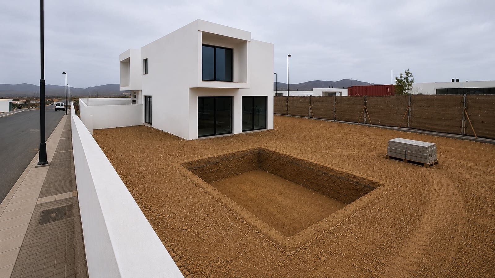 2 soveværelse Semi-Rækkehus til salg i La Oliva med swimmingpool garage - € 454.000 (Ref: 9995378)
