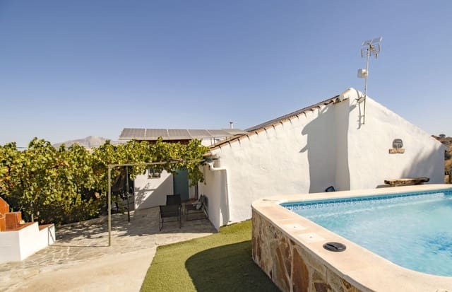 5 soveværelse Finca/Landehus til salg i Casabermeja med swimmingpool - € 450.000 (Ref: 10054820)