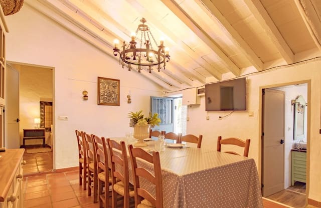 5 soveværelse Finca/Landehus til salg i Casabermeja med swimmingpool - € 450.000 (Ref: 10054820)