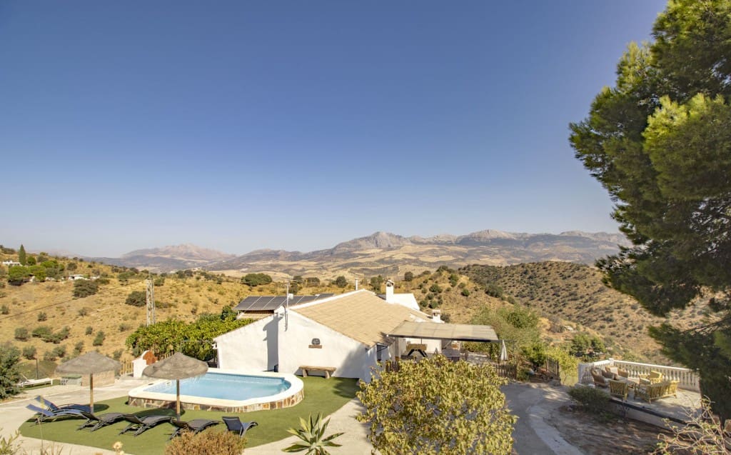 5 soveværelse Finca/Landehus til salg i Casabermeja med swimmingpool - € 450.000 (Ref: 10054820)