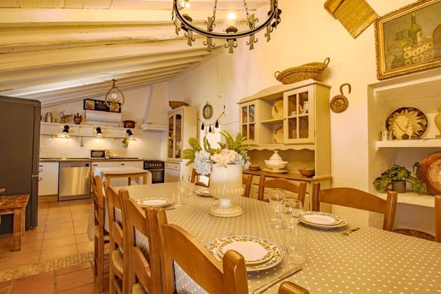 5 soveværelse Finca/Landehus til salg i Casabermeja med swimmingpool - € 450.000 (Ref: 10054820)