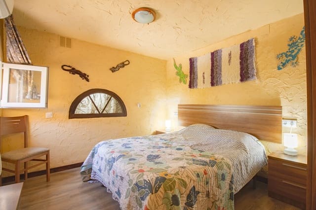 2 soverom Finca/Herregård til salgs i Alcalá la Real med svømmebasseng - € 185 000 (Ref: 10080530)
