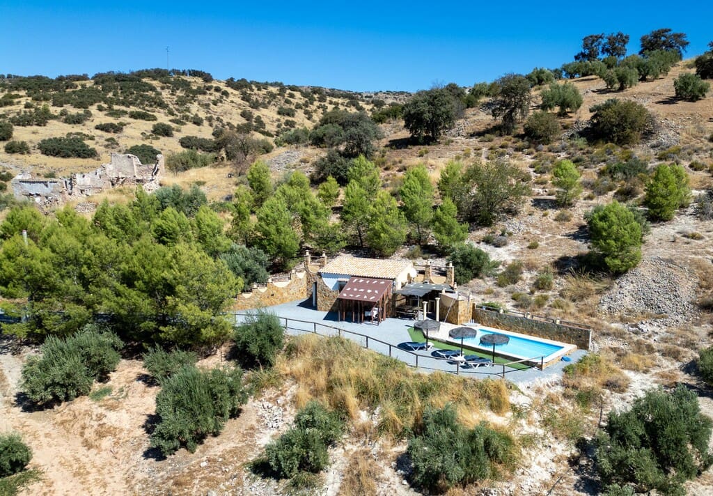 2 quarto Quinta/Casa Rural para venda em Alcala la Real com piscina - 185 000 € (Ref: 10080530)