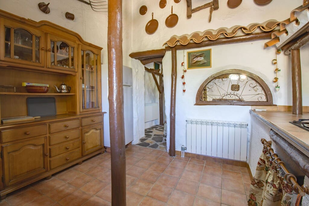 3 quarto Quinta/Casa Rural para venda em Alcala la Real com piscina garagem - 195 000 € (Ref: 10080531)
