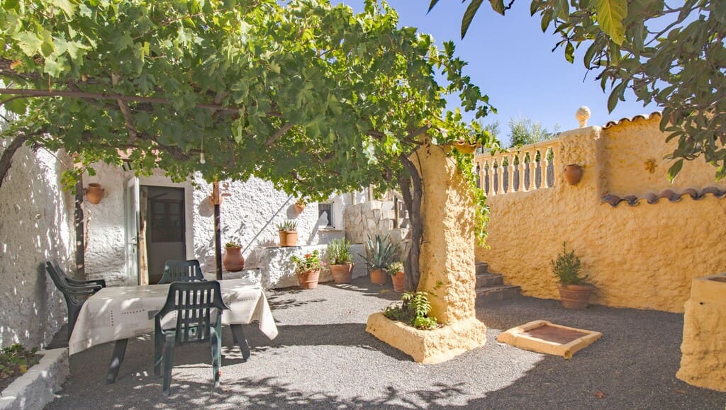 3 quarto Quinta/Casa Rural para venda em Alcala la Real com piscina garagem - 195 000 € (Ref: 10080531)