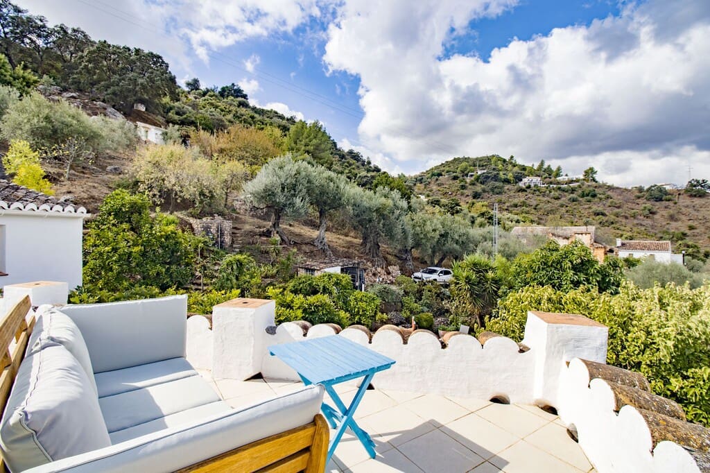 2 sovrum Finca/Hus på landet till salu i Comares med pool - 290 000 € (Ref: 10150280)
