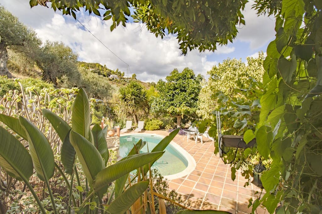 2 sovrum Finca/Hus på landet till salu i Comares med pool - 290 000 € (Ref: 10150280)