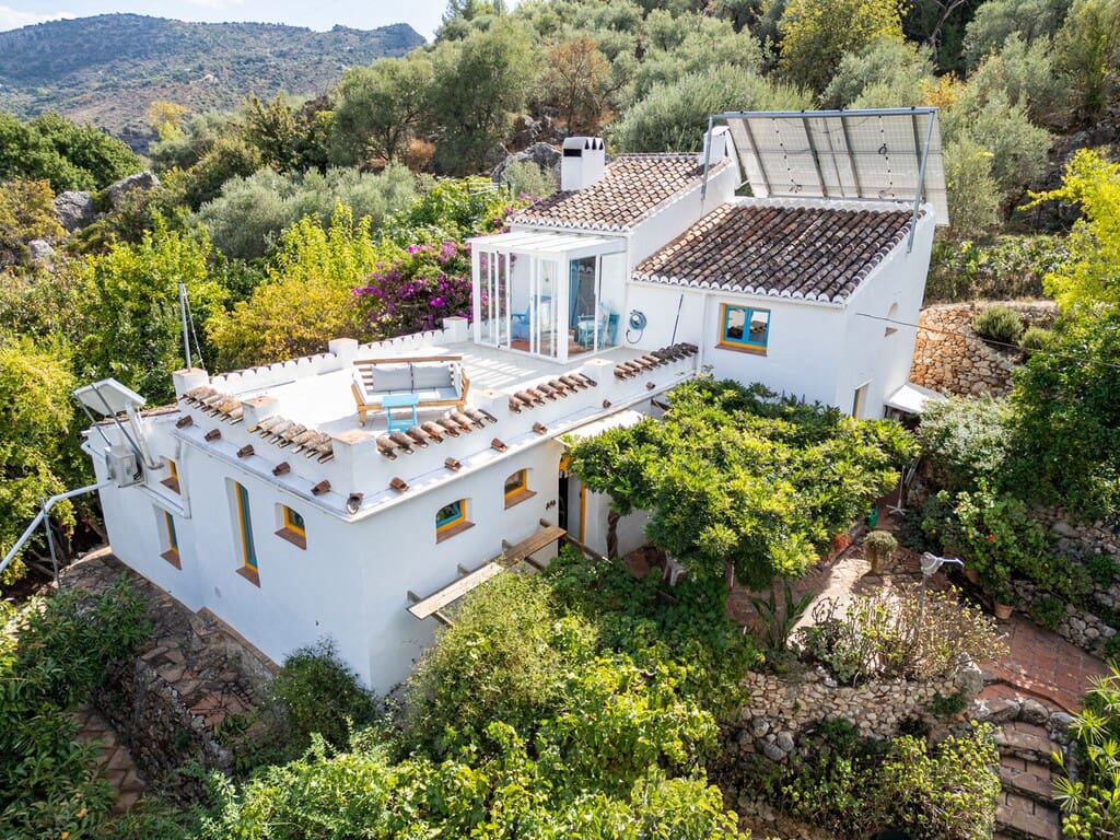 2 sovrum Finca/Hus på landet till salu i Comares med pool - 290 000 € (Ref: 10150280)