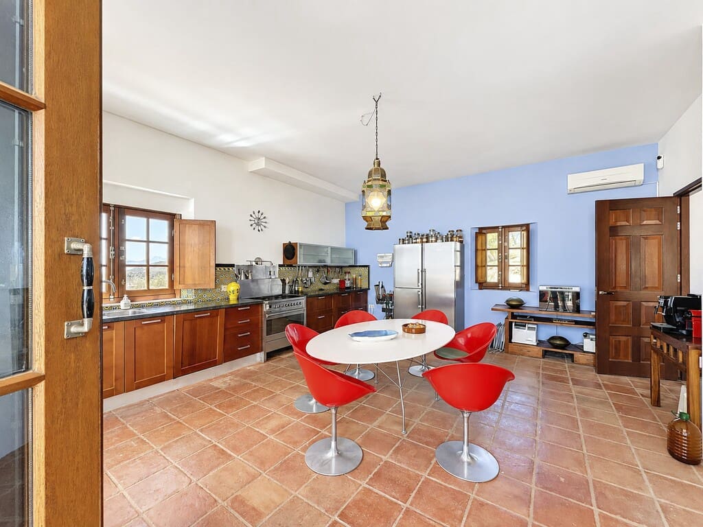 8 quarto Quinta/Casa Rural para venda em Alcaucin com piscina - 1 250 000 € (Ref: 10150281)