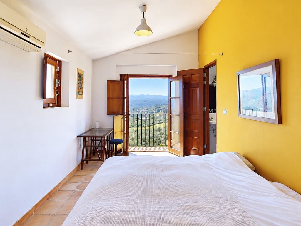8 quarto Quinta/Casa Rural para venda em Alcaucin com piscina - 1 250 000 € (Ref: 10150281)