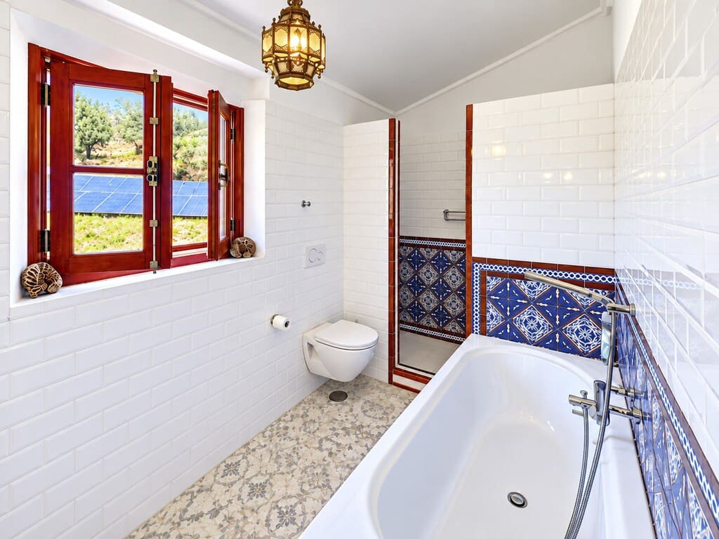 8 quarto Quinta/Casa Rural para venda em Alcaucin com piscina - 1 250 000 € (Ref: 10150281)