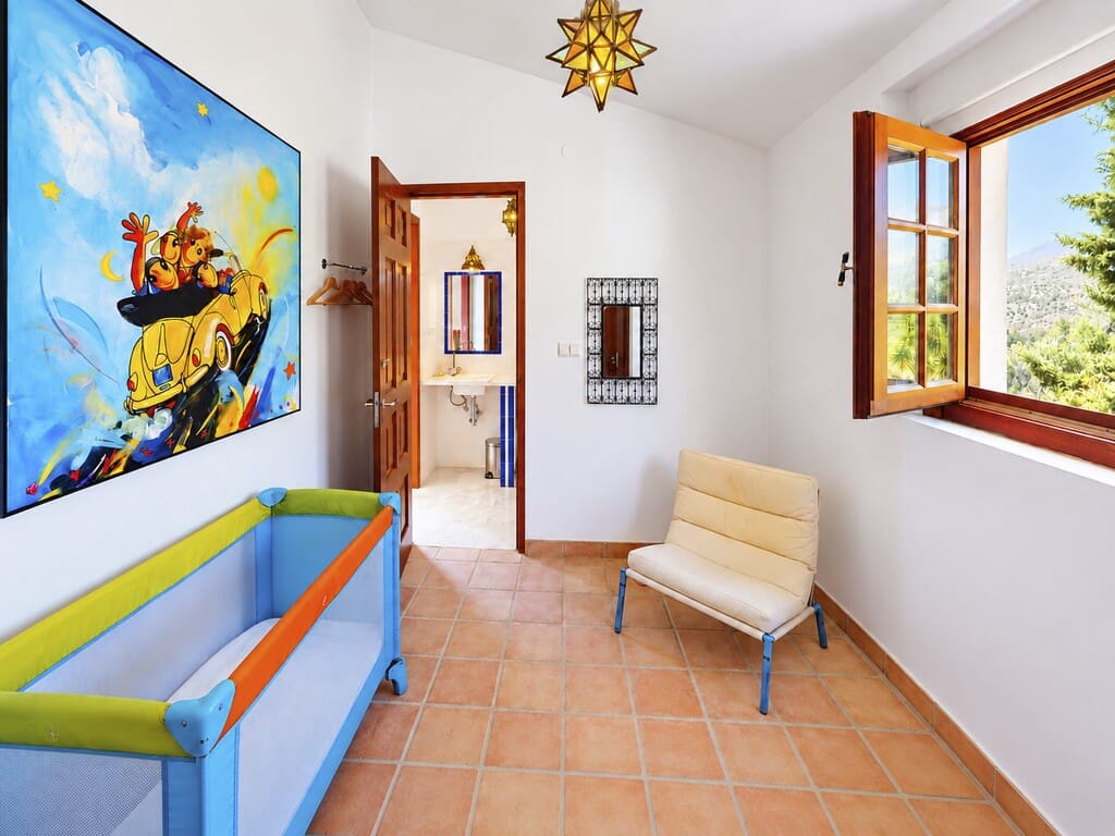 8 quarto Quinta/Casa Rural para venda em Alcaucin com piscina - 1 250 000 € (Ref: 10150281)