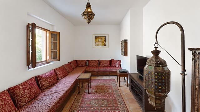 8 quarto Quinta/Casa Rural para venda em Alcaucín com piscina - 1 250 000 € (Ref: 10150281)