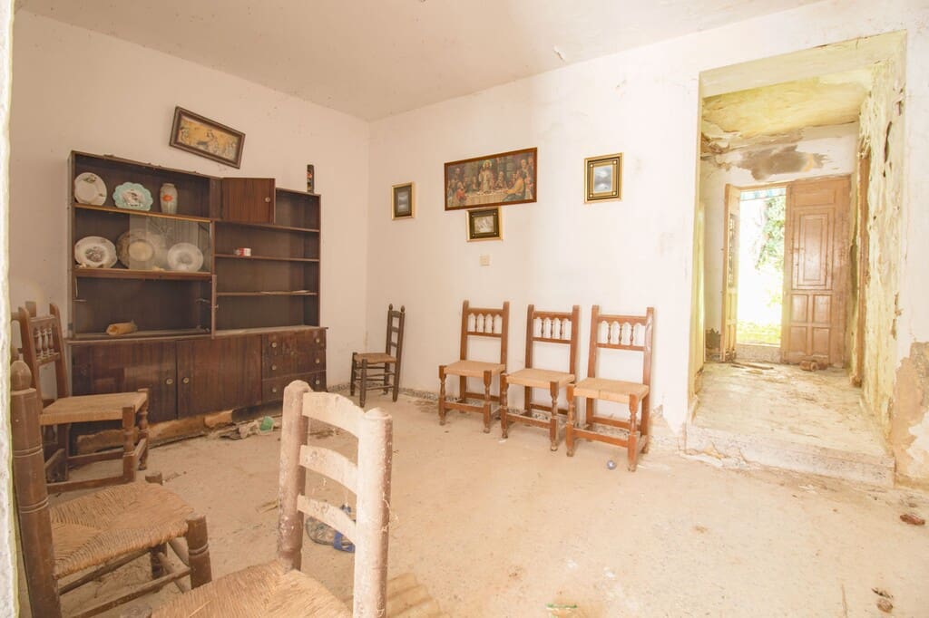 4 soveværelse Byhus til salg i Riogordo - € 60.000 (Ref: 9850303)