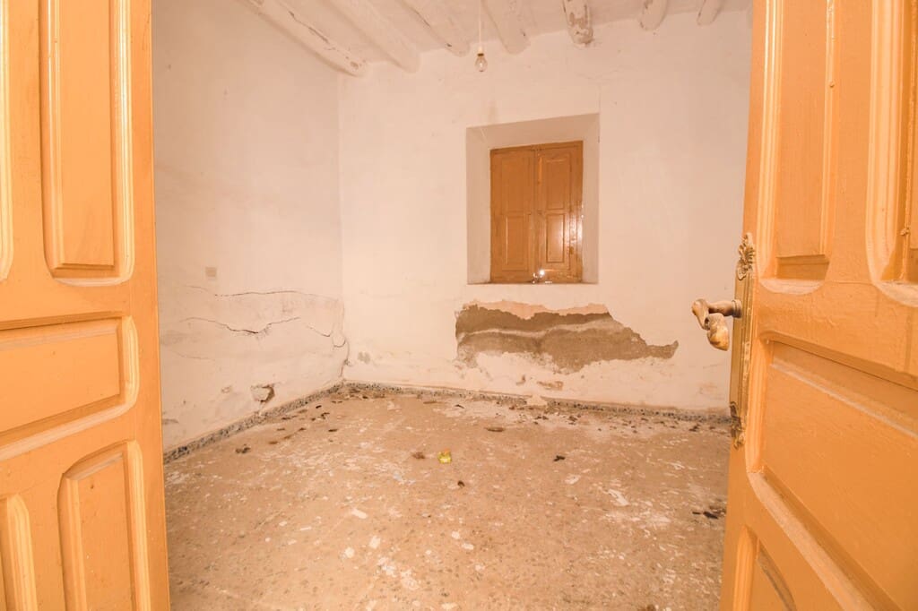 4 soveværelse Byhus til salg i Riogordo - € 60.000 (Ref: 9850303)