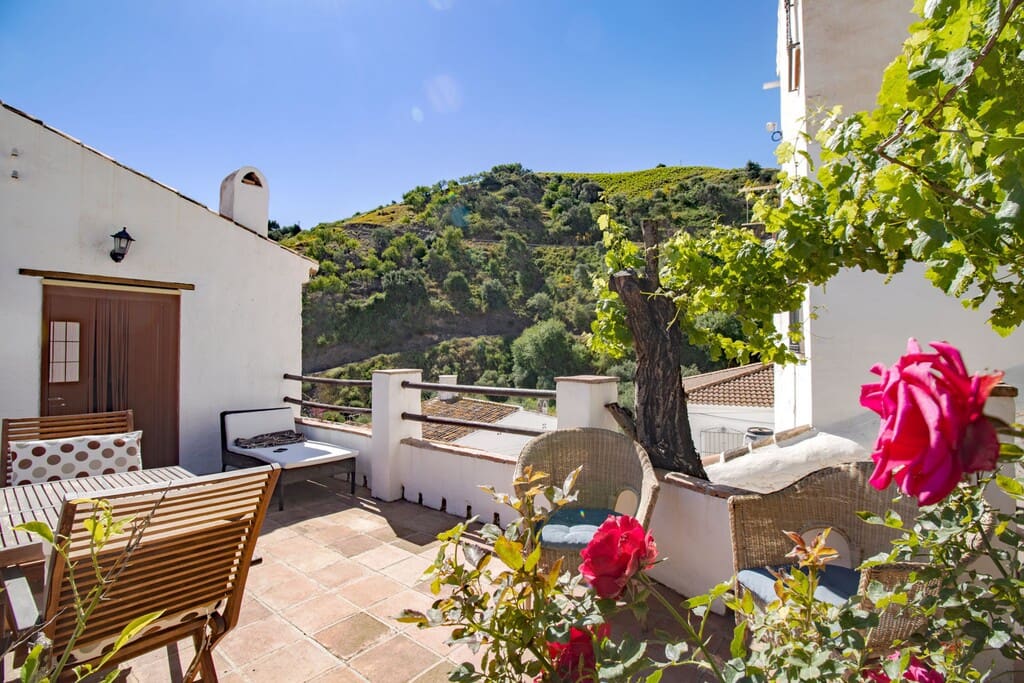 4 bedroom Townhouse for sale in Almachar - € 215,000 (Ref: 9850305)